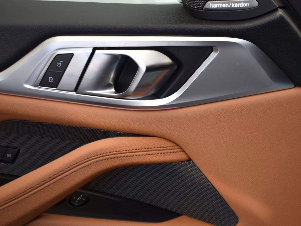 2025 BMW i4 40 - Photo 28