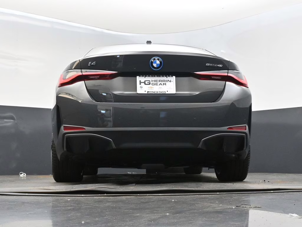 2025 BMW i4 40 - Photo 41