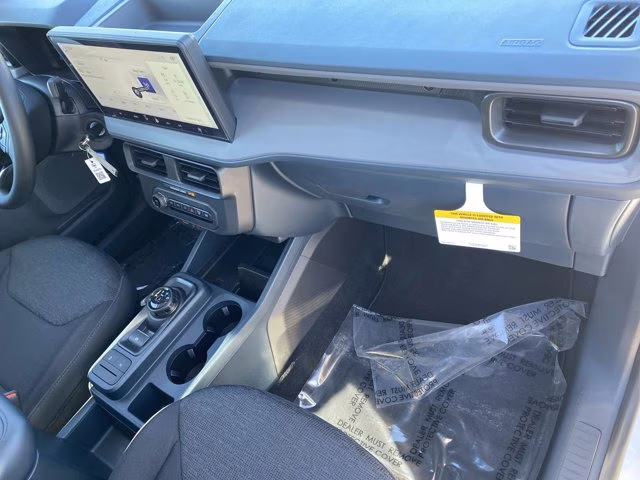 2025 Oxford White Ford Maverick XL AWD Truck