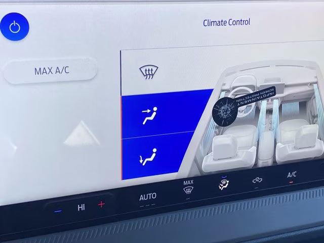 2025 Oxford White Ford Maverick XL AWD Truck