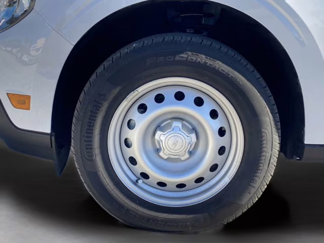 2025 Oxford White Ford Maverick XL AWD Truck