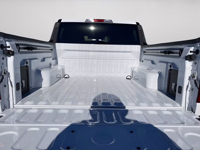 2025 Oxford White Ford Maverick XL AWD Truck