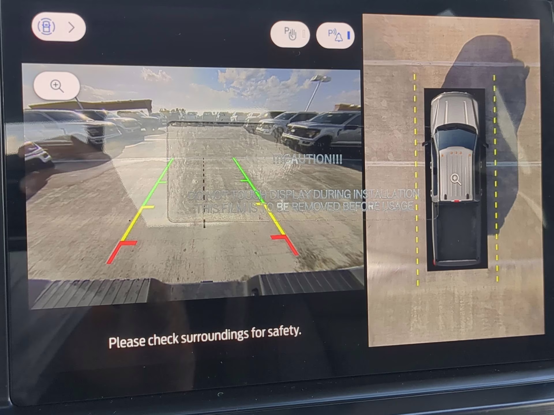 2026 Star White Metallic Tri-Coat Ford Super Duty F-350 SRW LARIAT Crew Cab Pickup 4X4 Truck