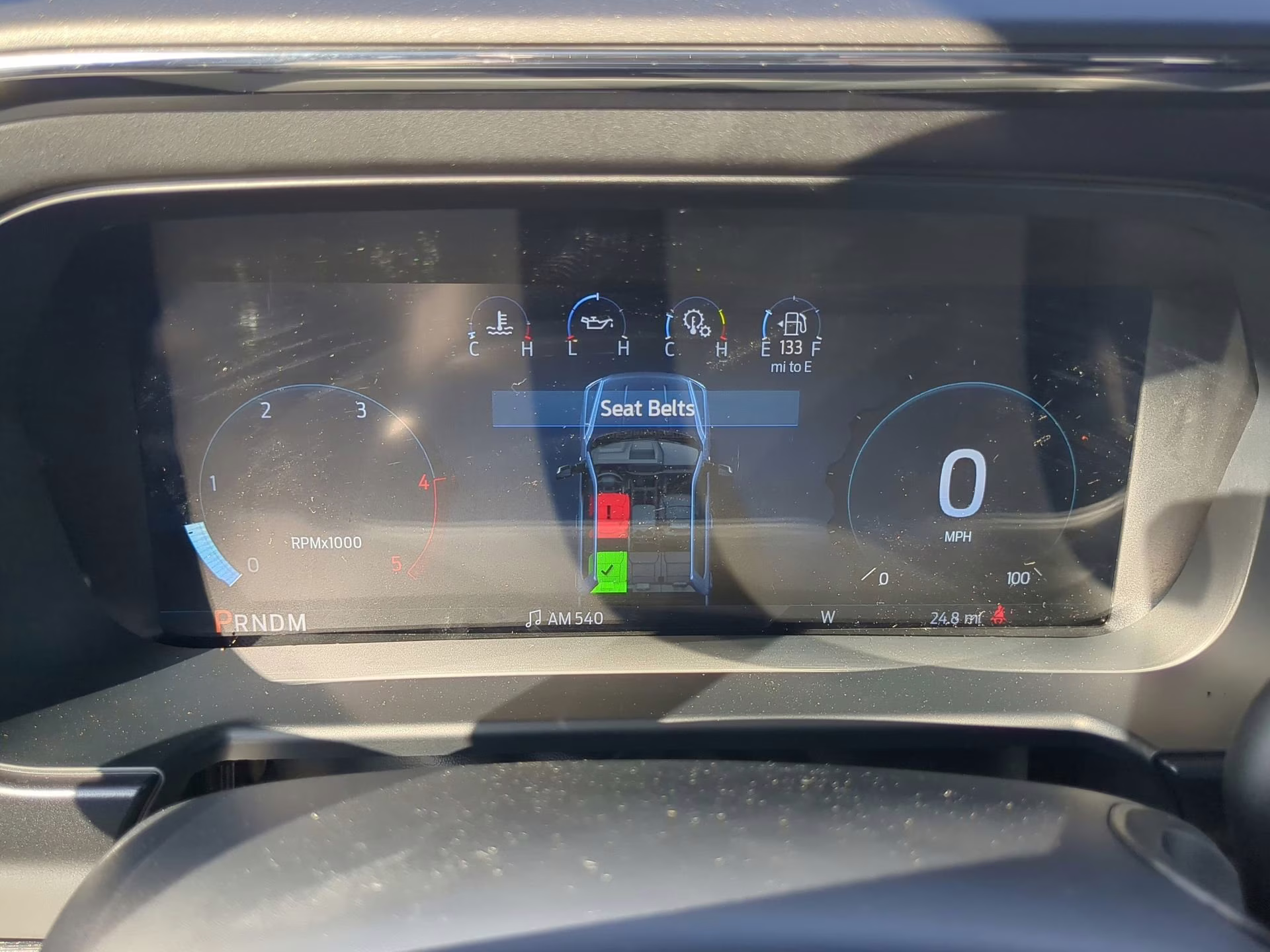 2026 Star White Metallic Tri-Coat Ford Super Duty F-350 SRW LARIAT Crew Cab Pickup 4X4 Truck